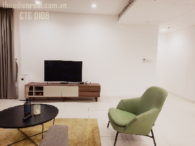 Aparment at 59 Ngo Tat To street, 21 ward, Binh Thanh district.
3 bedrooms for rent with nice decor, full furnished, high floor, view district and cool. Air conditioning system is fully equipment.
=> Large area for 3 beds: 145 sqms.
=> Good