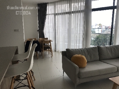 Apartment at 59 Ngo Tat To street, 21 ward, Binh Thanh district.

2 bedrooms for rent with nice decor, full furnished, low floor,  Air conditioning system is fully equipment.

=> Large area for 2 beds: 100 sqms.

=> Good price: 1400$