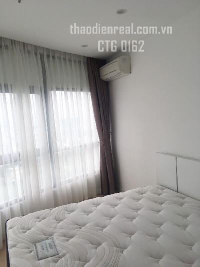  Apartment at 59 Ngo Tat To street, 21 ward, Binh Thanh district.

3 bedrooms for rent with nice decor, full furnished,  Air conditioning system is fully equipment.

=> Large area for 3 beds: 136 sqms.

=> Good price: 2100$ (including