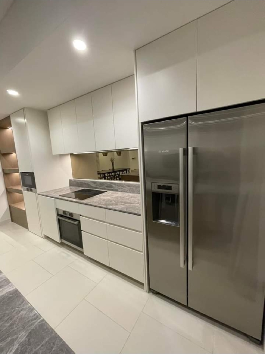 CITY GARDEN - CTG 0197

Aparment at 59 Ngo Tat To street, 21 ward, Binh Thanh district.
3 bedrooms in C tower for rent with full furnished, air conditioning system and curtains are fully equipment.
=> View district 1.
=> Large area for 3